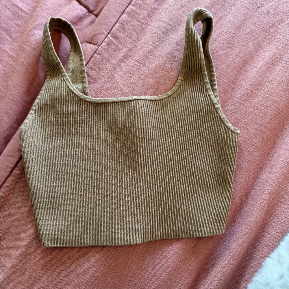 Aritzia- Sculpt Knit Square neck Cropped Tank Top